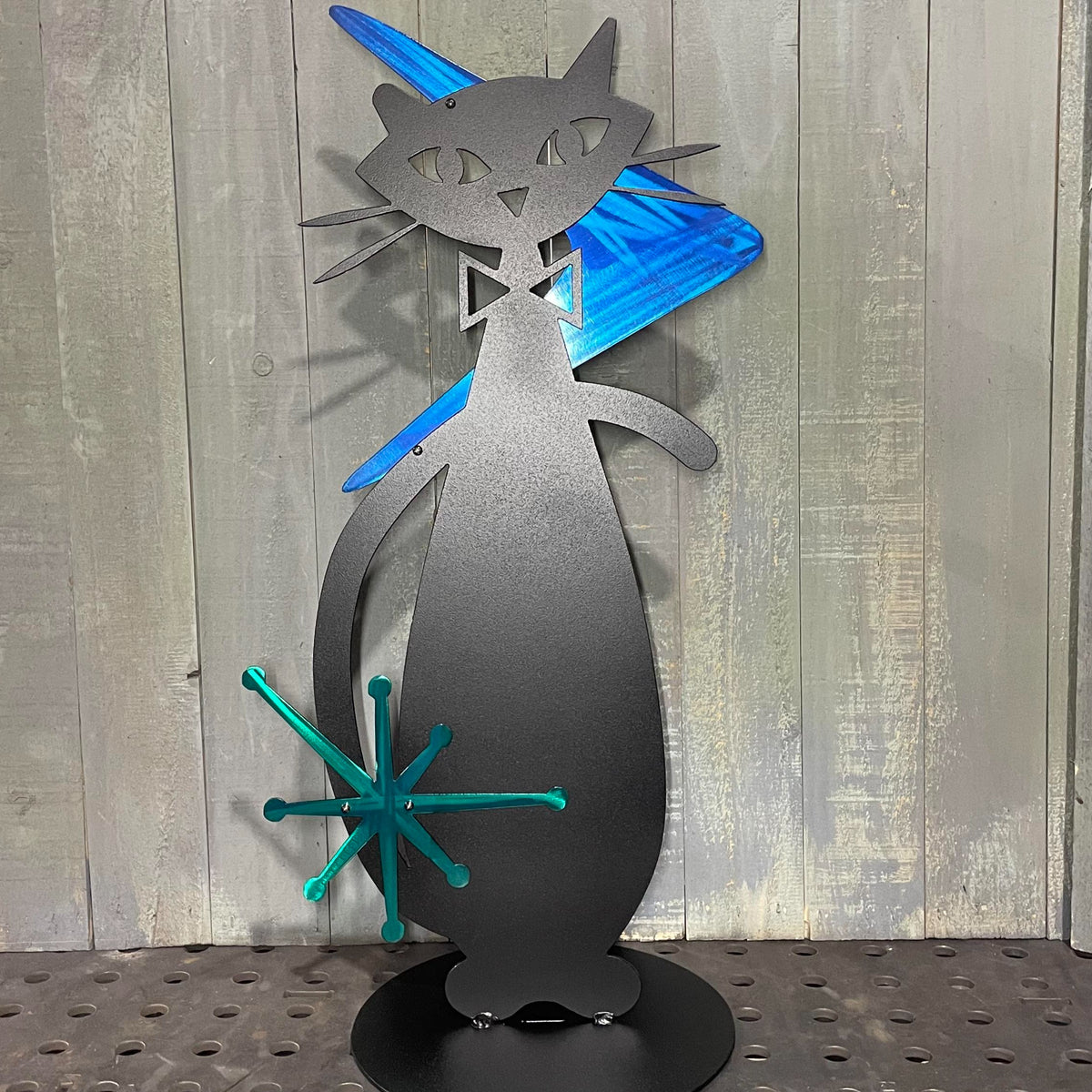 MCM Cat with Boomerang | Woodpost Metalworks