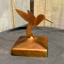 Load image into Gallery viewer, Hummingbird Fence Post Topper