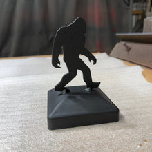 Load image into Gallery viewer, Bigfoot Fence Post Topper