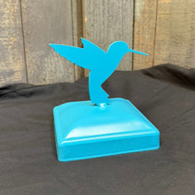 Load image into Gallery viewer, Hummingbird Fence Post Topper
