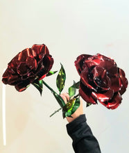 Load image into Gallery viewer, Single Metal Rose - Woodpost Metalworks