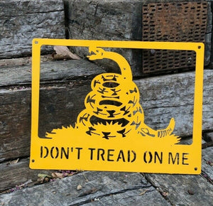 Don't Tread On Me Snake Flag - Woodpost Metalworks